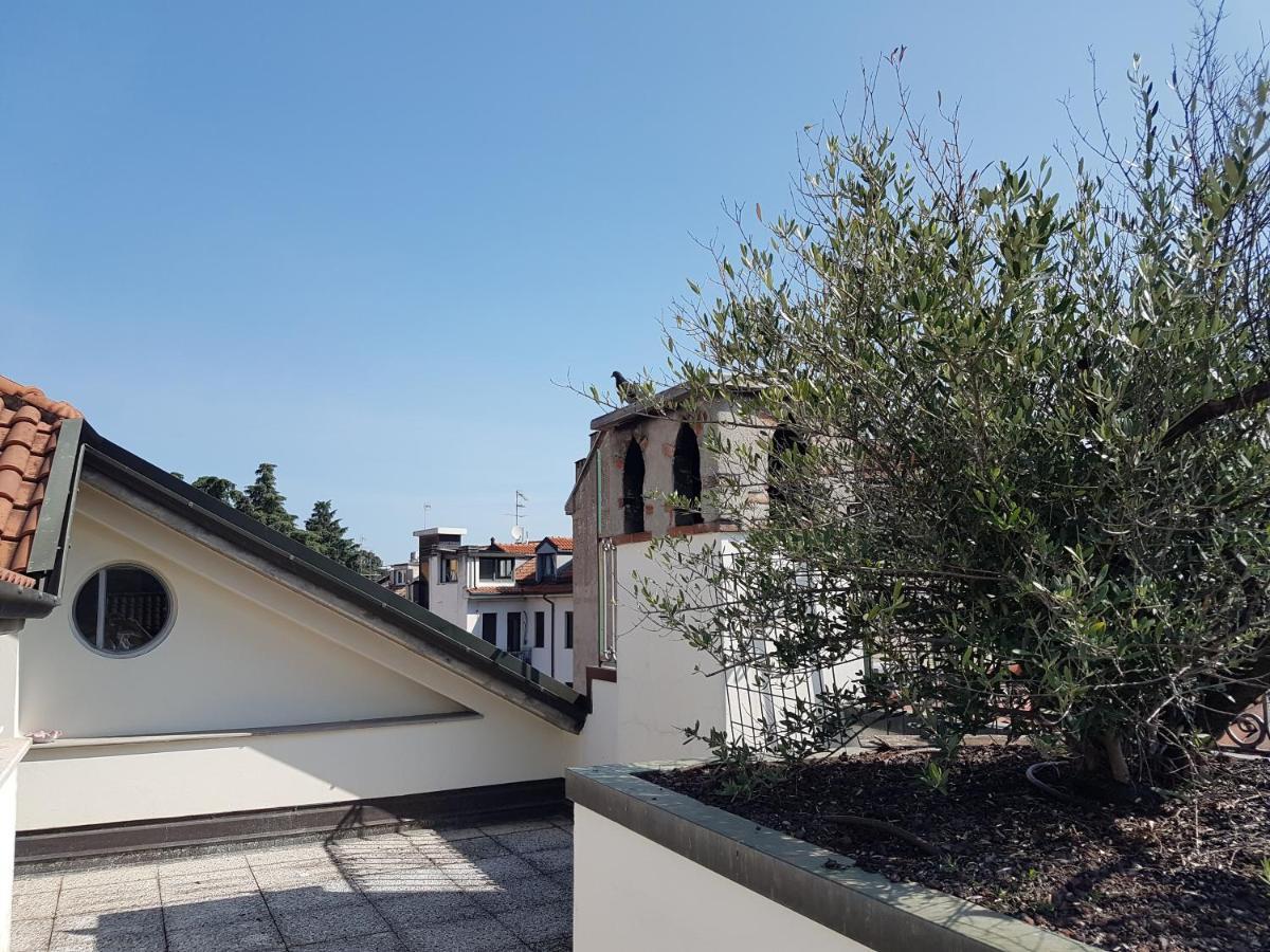La Beola E Il Noce Hotel Монца Екстериор снимка